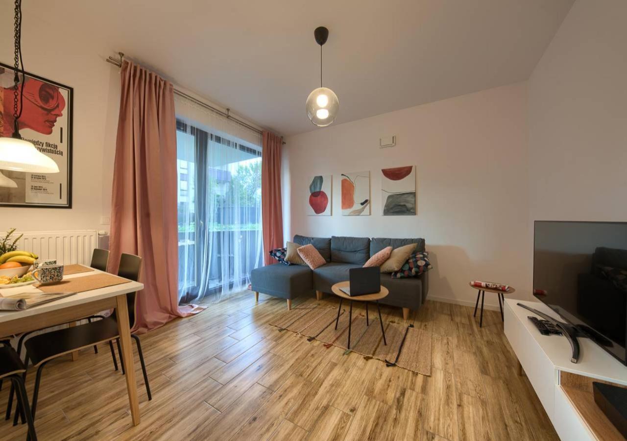 Apartmán Kazou Service Varšava Exteriér fotografie