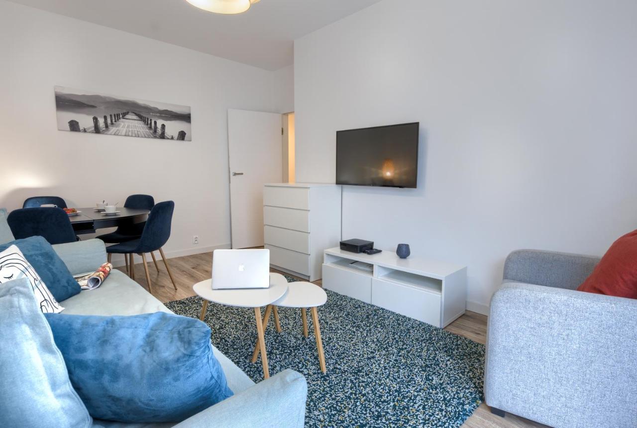 Apartmán Kazou Service Varšava Exteriér fotografie